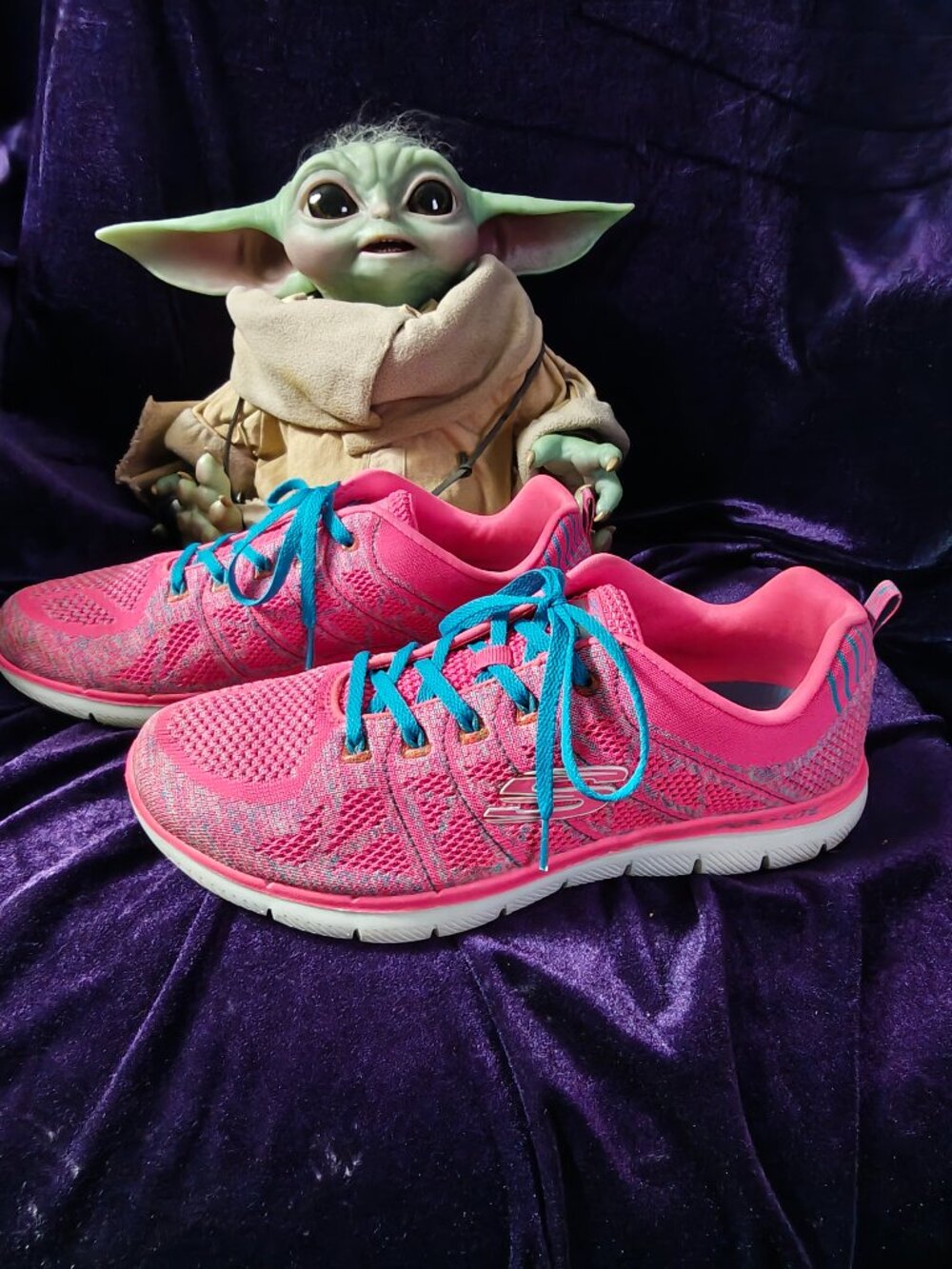 Skechers Flex Appeal 2.0 New Gem in Hot Pink & Blue - size 11